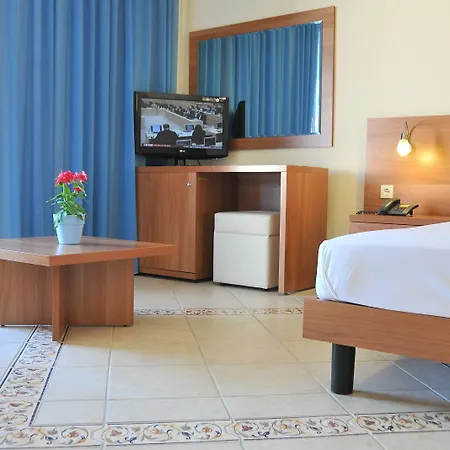 Lido غزيلوكاسترون